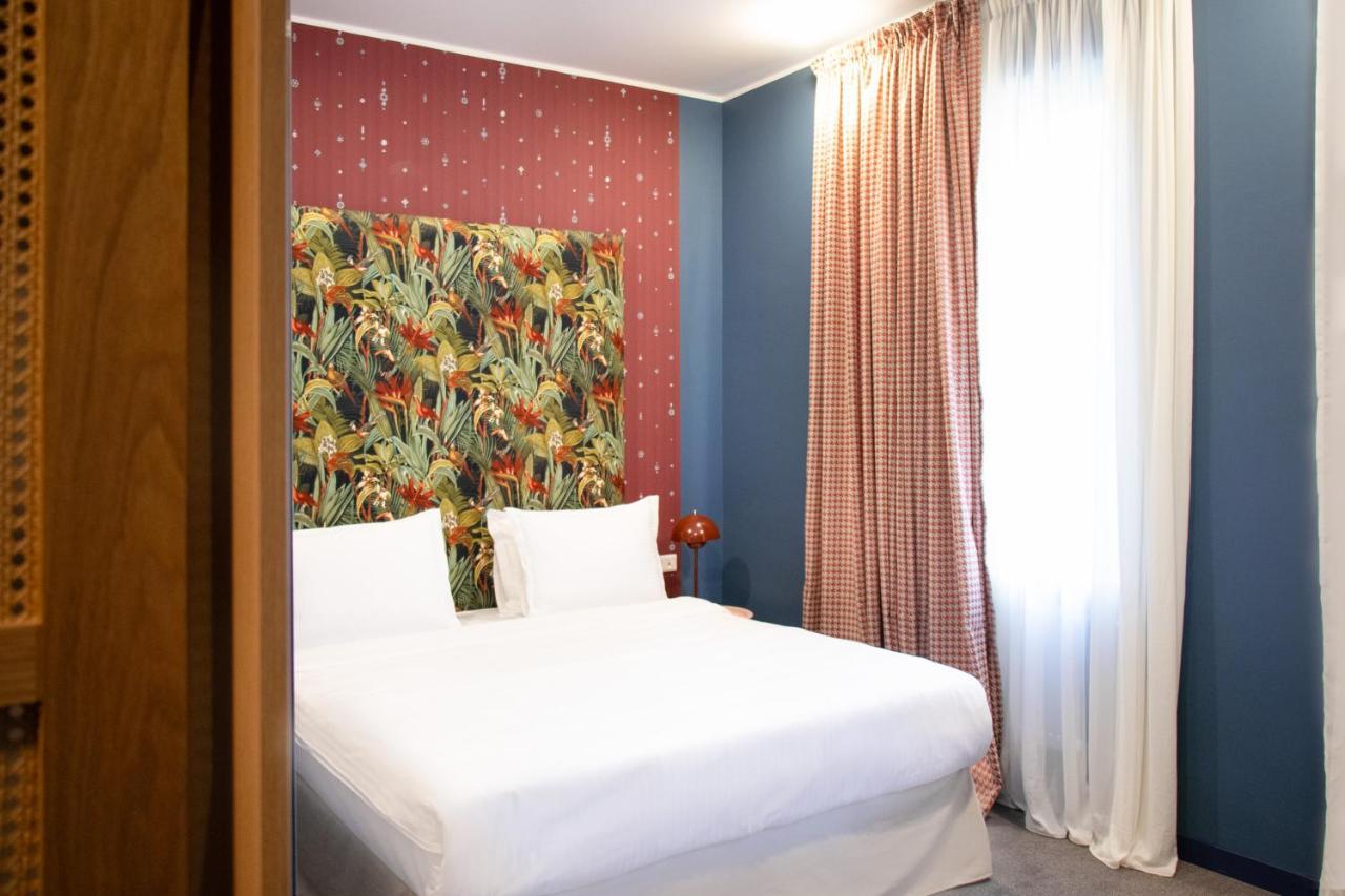 Margot Sololaki Hotel Тбилиси Екстериор снимка