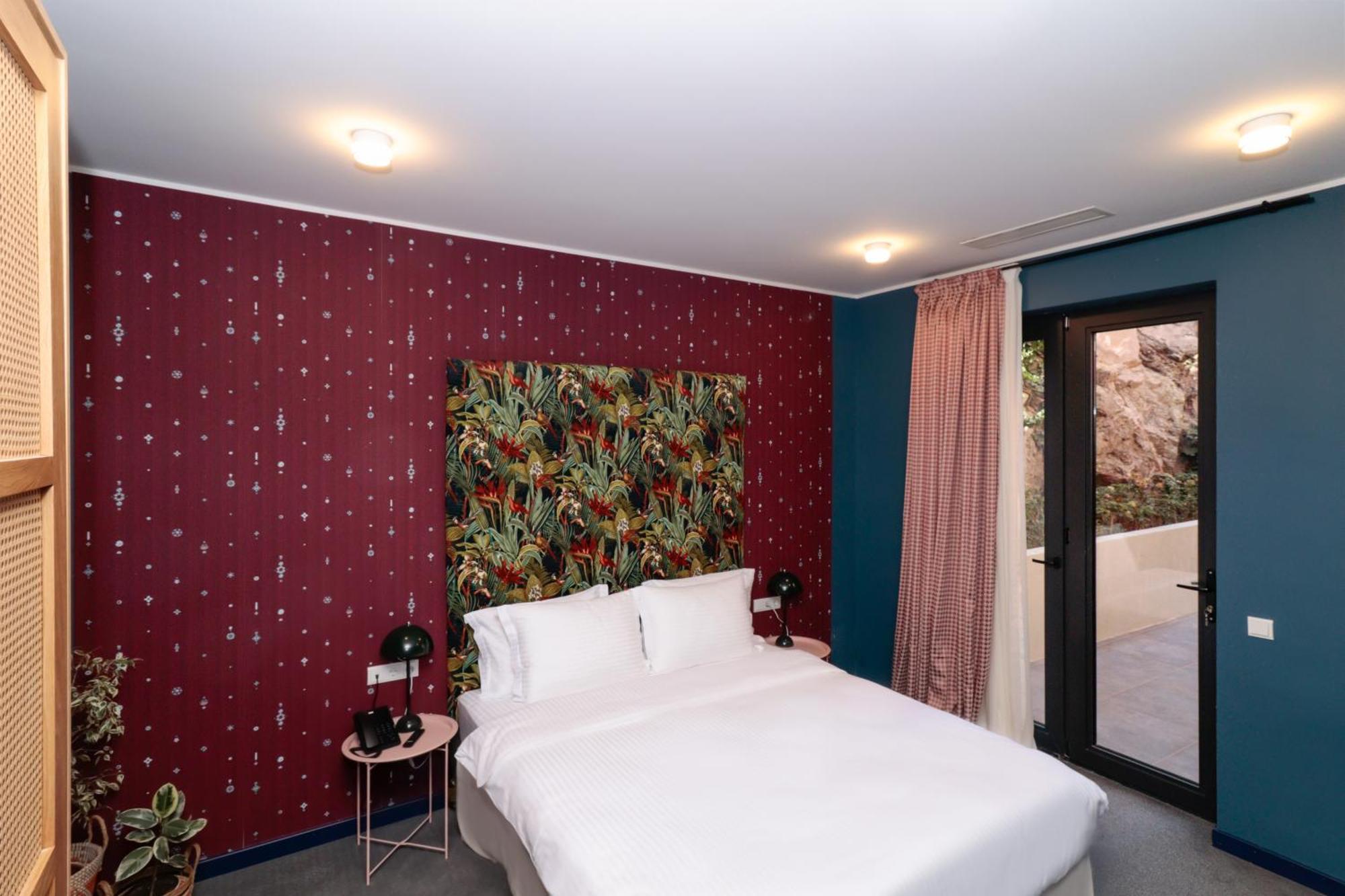 Margot Sololaki Hotel Тбилиси Екстериор снимка