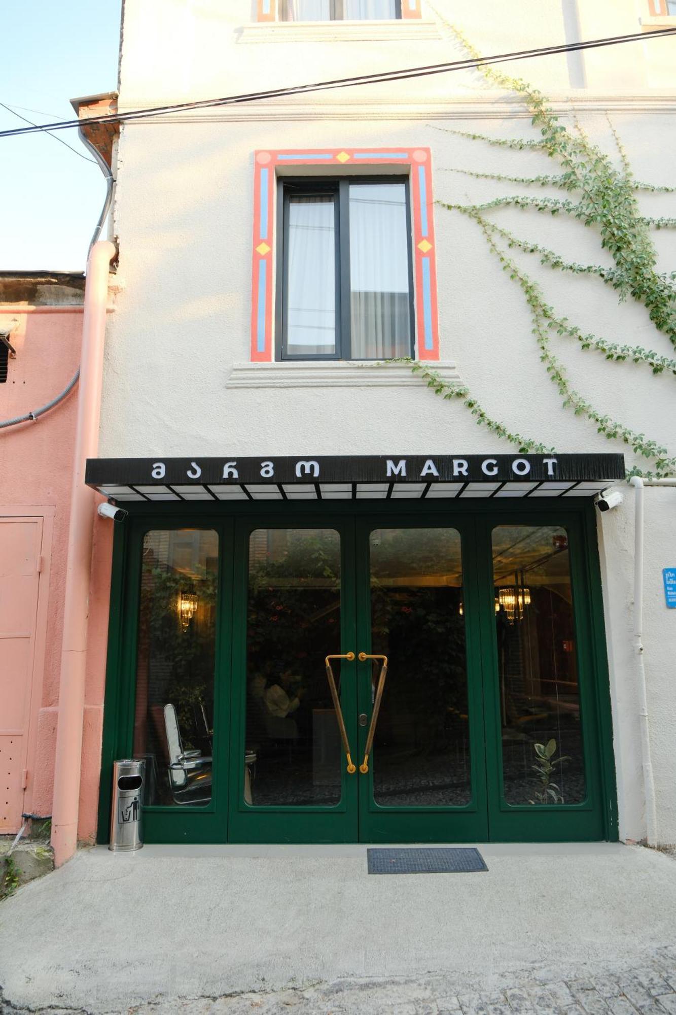Margot Sololaki Hotel Тбилиси Екстериор снимка