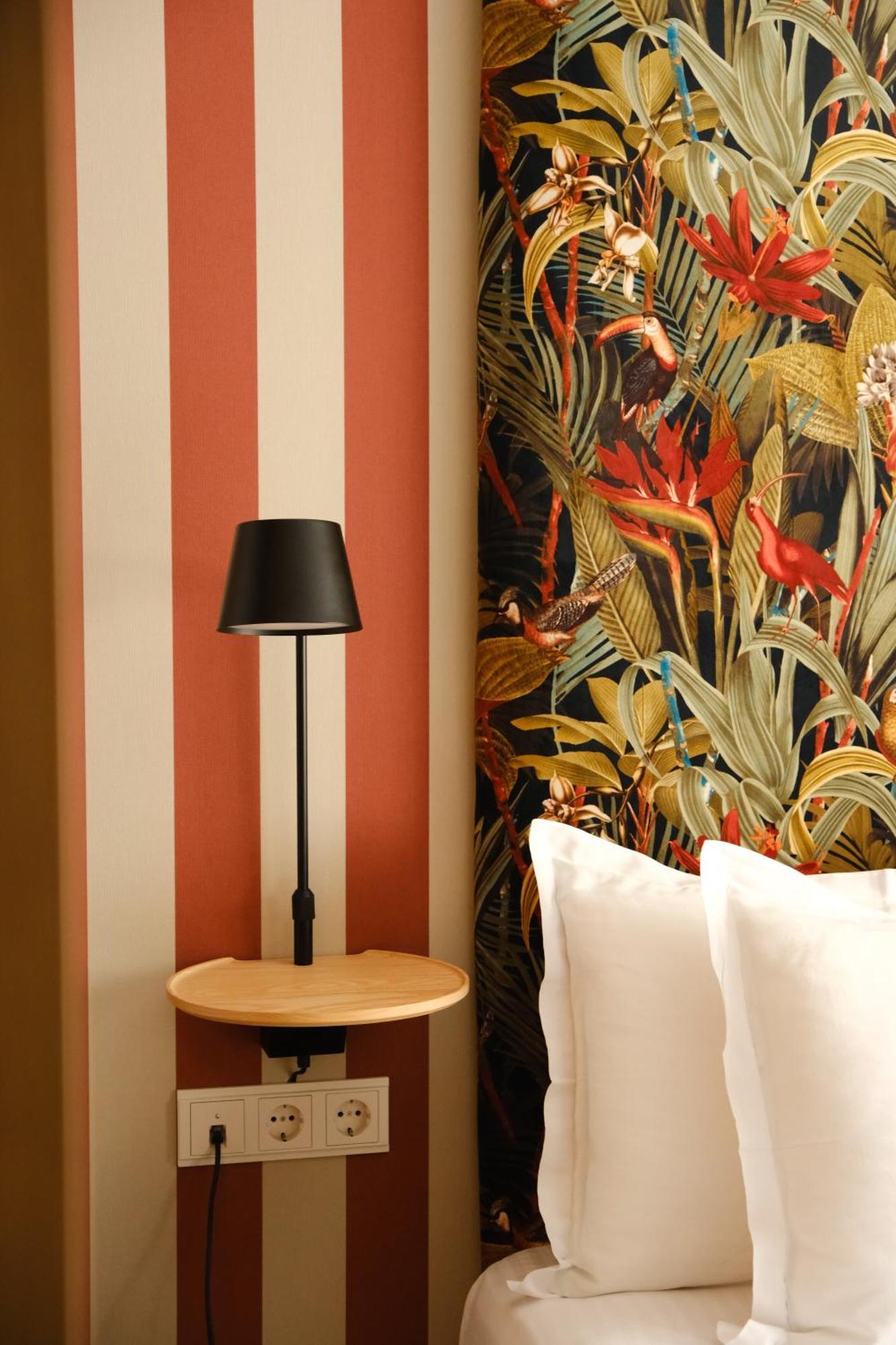 Margot Sololaki Hotel Тбилиси Екстериор снимка