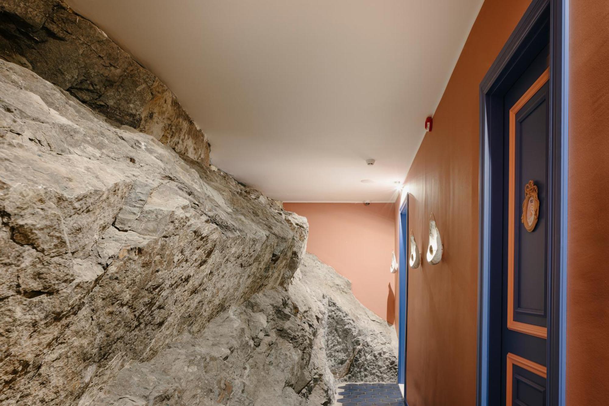 Margot Sololaki Hotel Тбилиси Екстериор снимка