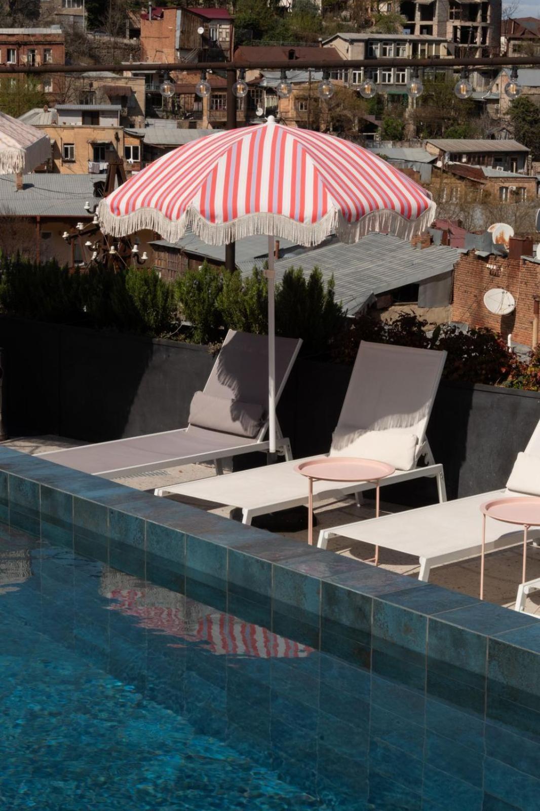 Margot Sololaki Hotel Тбилиси Екстериор снимка